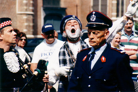 1997-god-shave