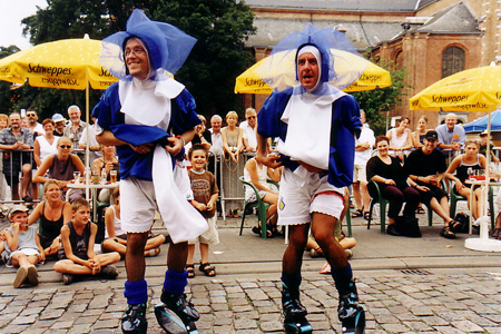 2001-touring-zedenhulp